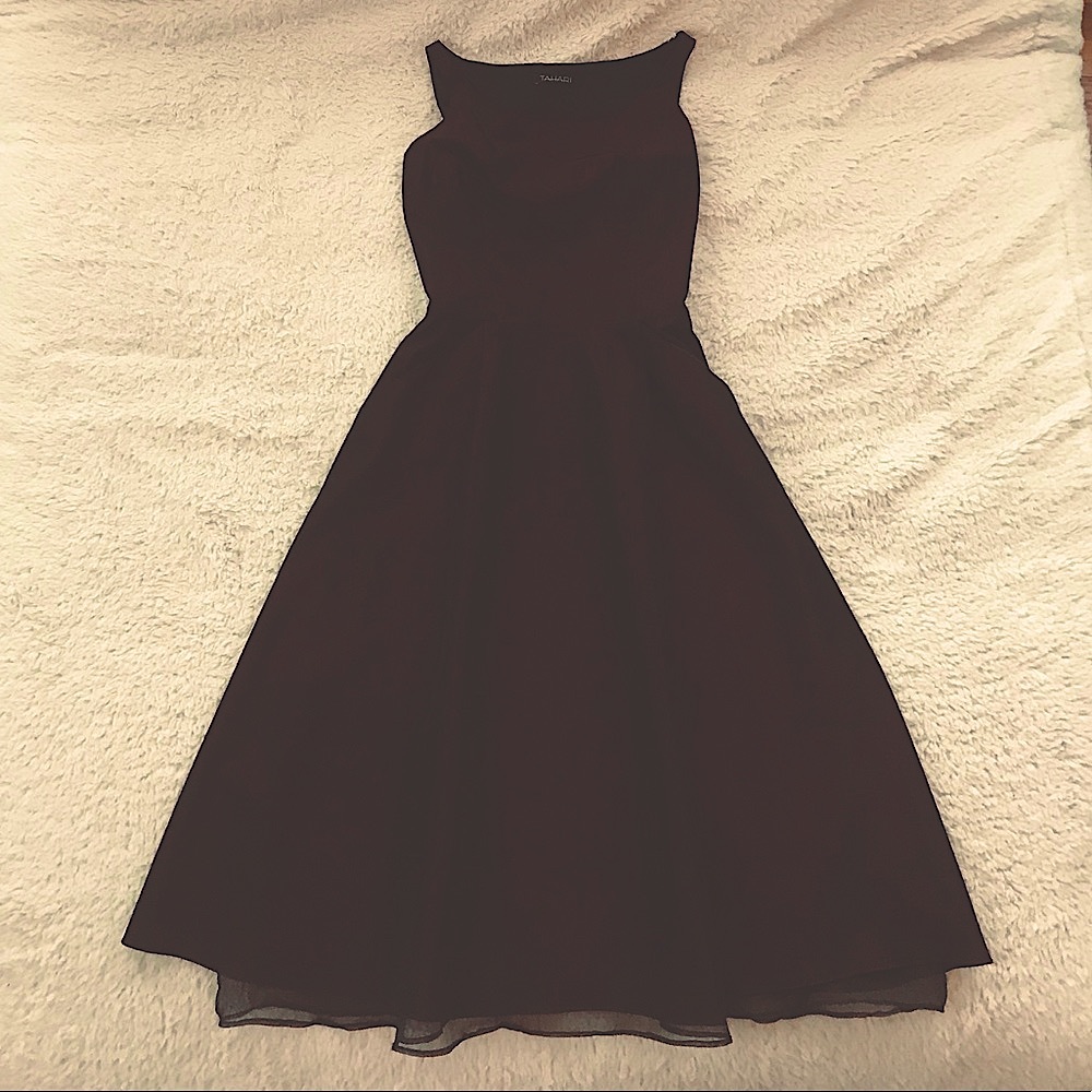 Tahari Deep Burgundy Taffeta Sleeveless Dress